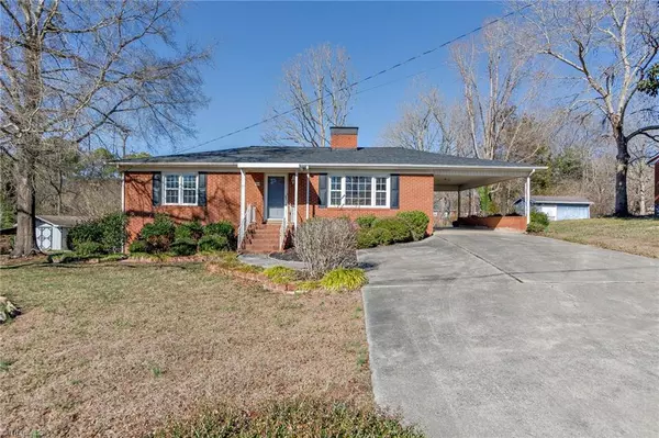 Ramseur, NC 27316,384 Curtis ST