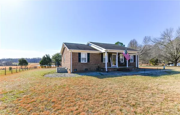 Mcleansville, NC 27301,5602 Pine Creek CT