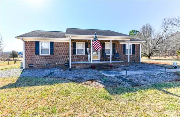 Mcleansville, NC 27301,5602 Pine Creek CT