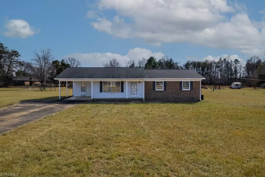 4604 Honey Dew DR, Mcleansville, NC 27301