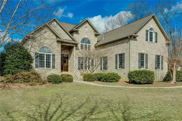 7595 Jac A Roe DR, Summerfield, NC 27358