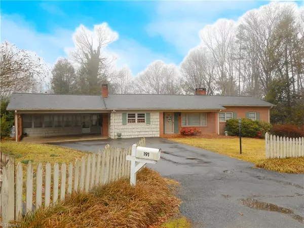 191 Taylor DR, North Wilkesboro, NC 28659