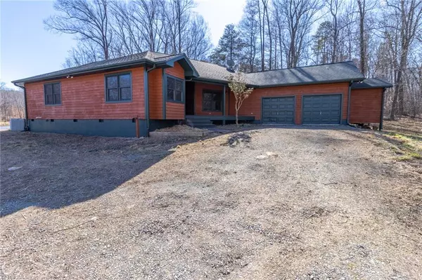 876-k Clark RD, Snow Camp, NC 27349