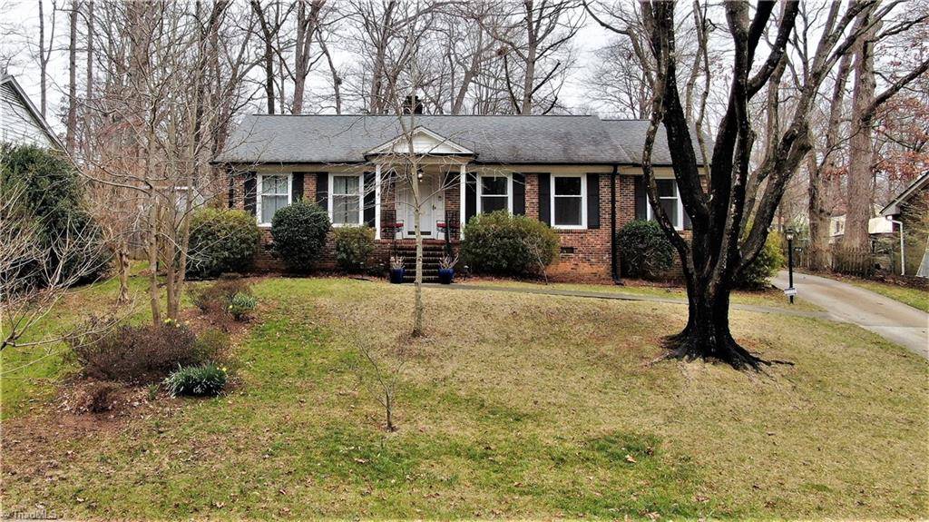 1918 Gracewood DR, Greensboro, NC 27408