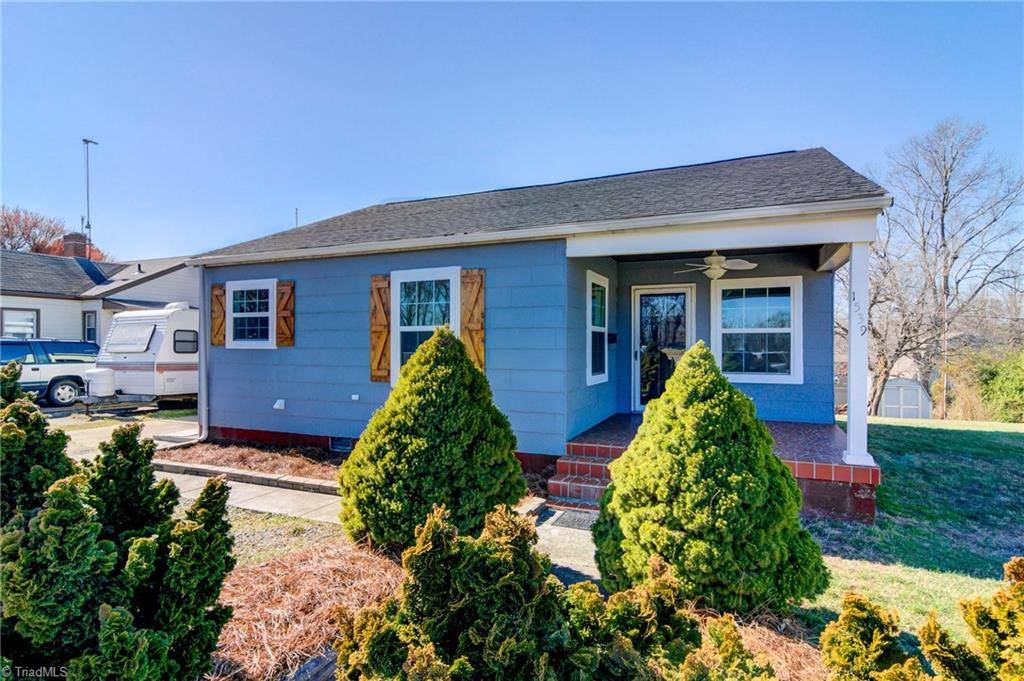 1539 Summit AVE, Greensboro, NC 27405