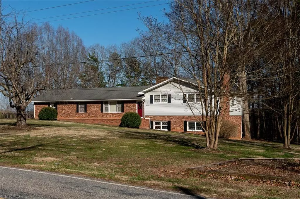 Dobson, NC 27017,4193 Rockford RD