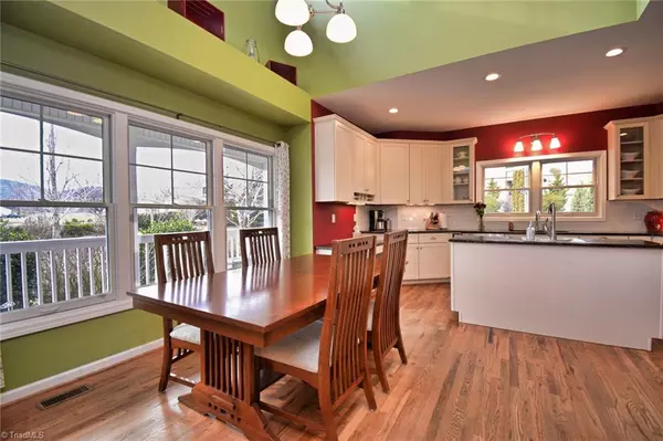 West Jefferson, NC 28694,167 Garvey Cove LN