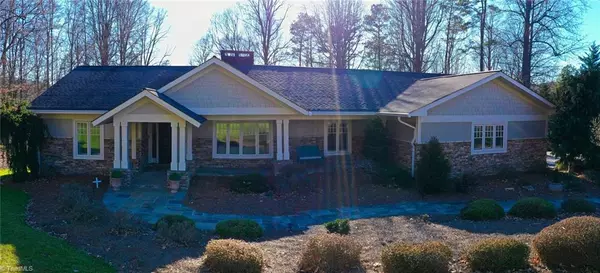 229 Walnut PL, Wilkesboro, NC 28697