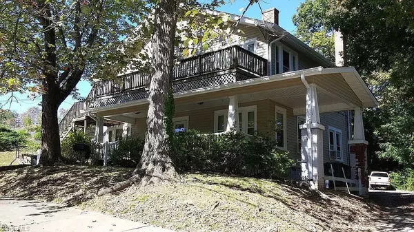North Wilkesboro, NC 28659,708 D ST