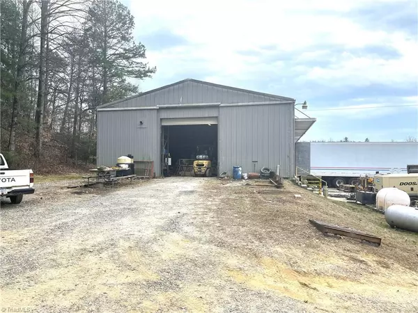 Roaring River, NC 28659,804 Abtco RD