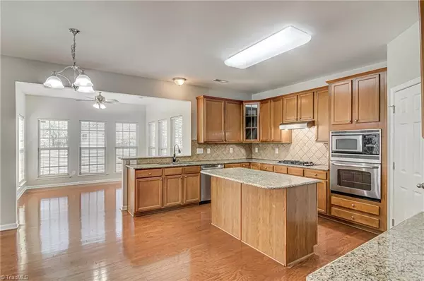 Summerfield, NC 27358,5421 Broadleaf RD