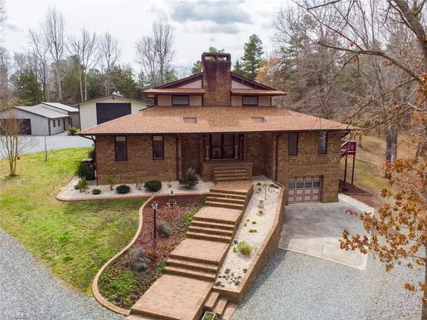 2778 Tabernacle Church RD, Pleasant Garden, NC 27313