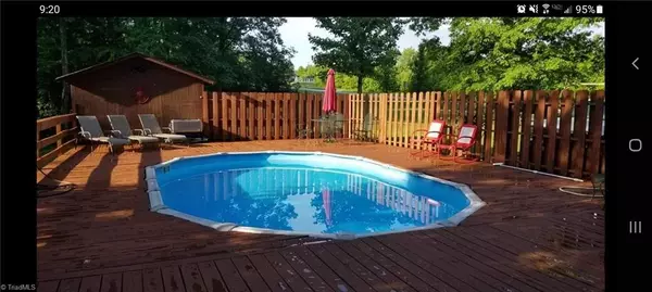 Stoneville, NC 27048,737 Young RD
