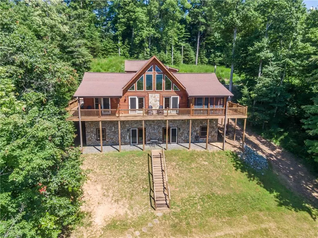 Millers Creek, NC 28651,495 Ashe View DR