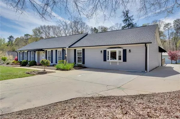 Summerfield, NC 27358,6109 Four Oaks CT