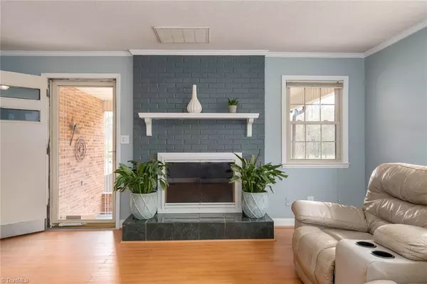 Pleasant Garden, NC 27313,5817 Kings CT