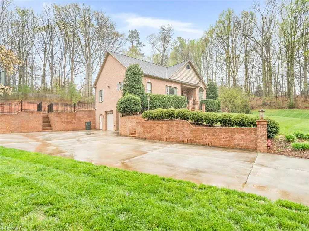 Tobaccoville, NC 27050,4636 Fern Creek DR