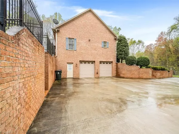 Tobaccoville, NC 27050,4636 Fern Creek DR