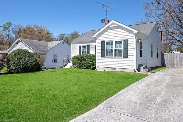 1403 Julian ST, Greensboro, NC 27406