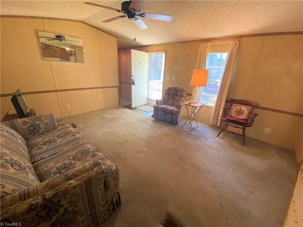 Summerfield, NC 27358,290 Gem Stone LOOP