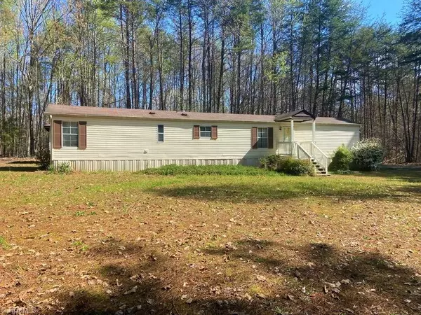 290 Gem Stone LOOP, Summerfield, NC 27358