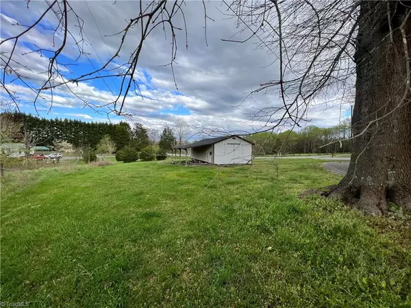 Hamptonville, NC 27020,3544 Price RD