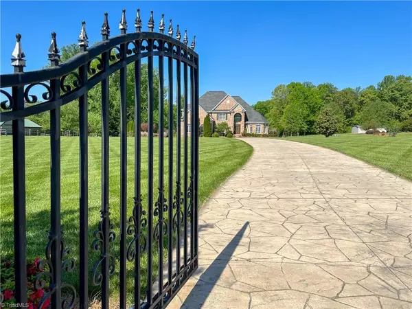 Summerfield, NC 27358,7585 Adler RD