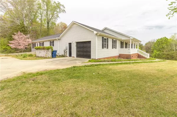 Summerfield, NC 27358,671 Glencoe Church LOOP