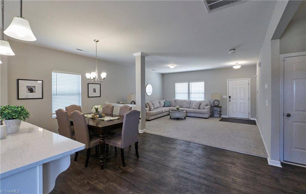 Greensboro, NC 27405,5724 Oakgate DR