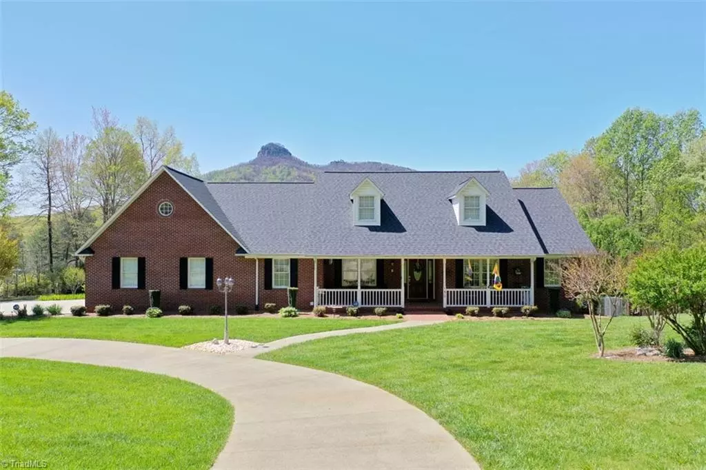 Pilot Mountain, NC 27041,150 Black Point LN