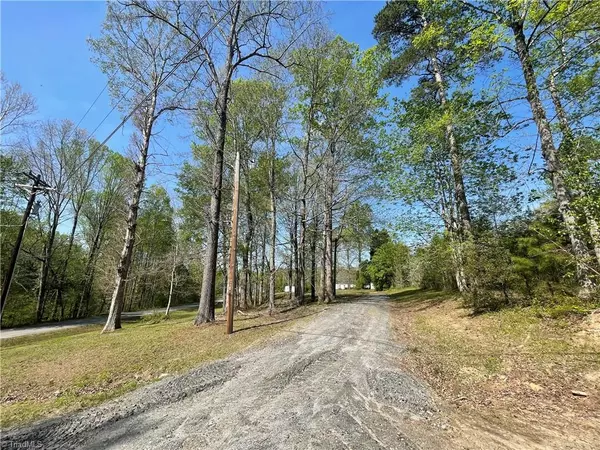 Walkertown, NC 27051,4360 Ben LN