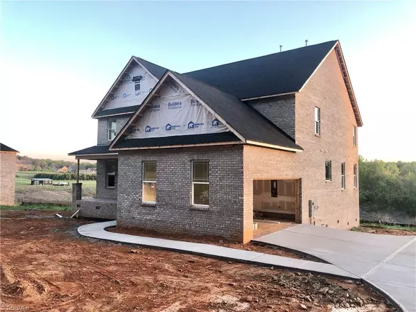 2604 Lunsford RD #34 HFW, Summerfield, NC 27358