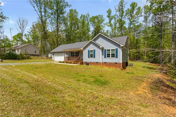 2621 Cedar Top CT, Snow Camp, NC 27349