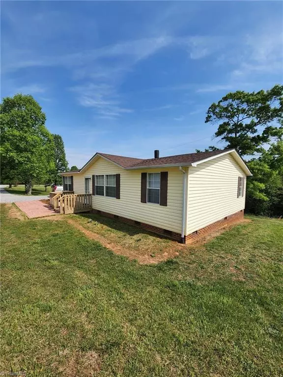 Traphill, NC 28685,350 Old Offen Po RD