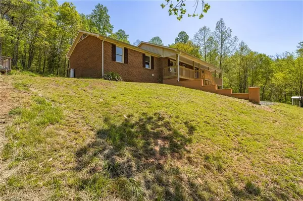 Tobaccoville, NC 27050,6650 Donnaha RD