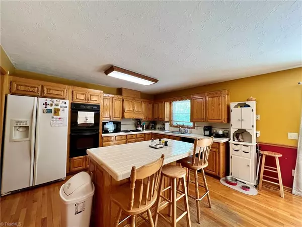 Wilkesboro, NC 28697,426 Ridgecrest ST