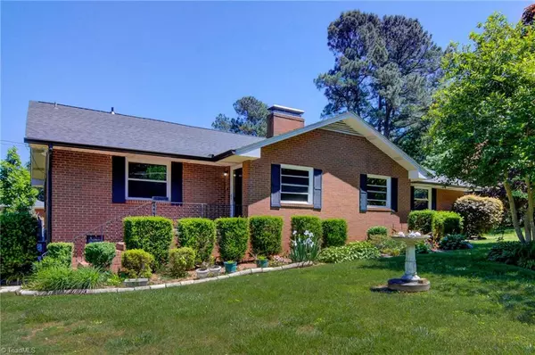 4007 N Fremont DR, Greensboro, NC 27407