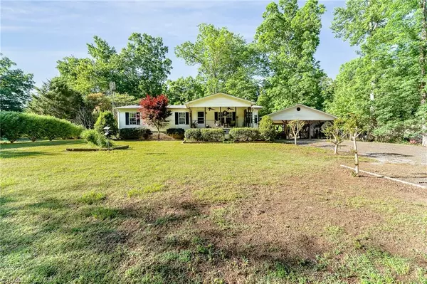 Ramseur, NC 27316,5504 Foushee RD