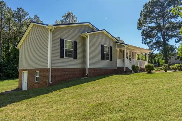 507 Old Wesley Chapel RD, Linwood, NC 27299