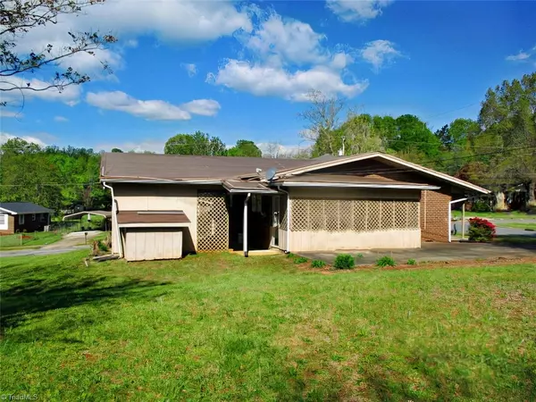 Winston Salem, NC 27107,3042 Duvall CIR