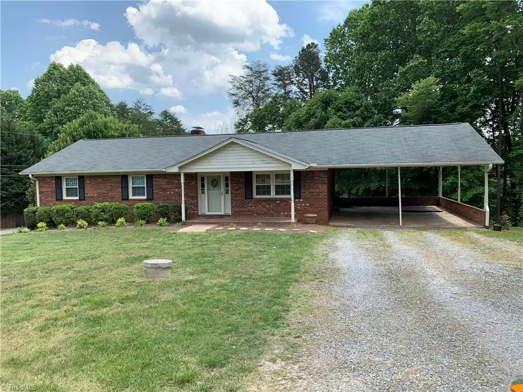 King, NC 27021,1056 Slate RD