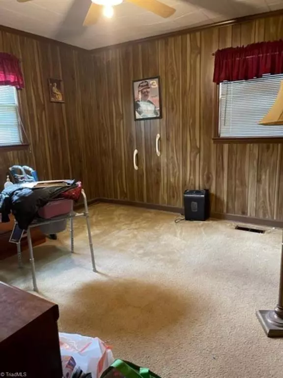 Snow Camp, NC 27349,2183 Quakenbush RD