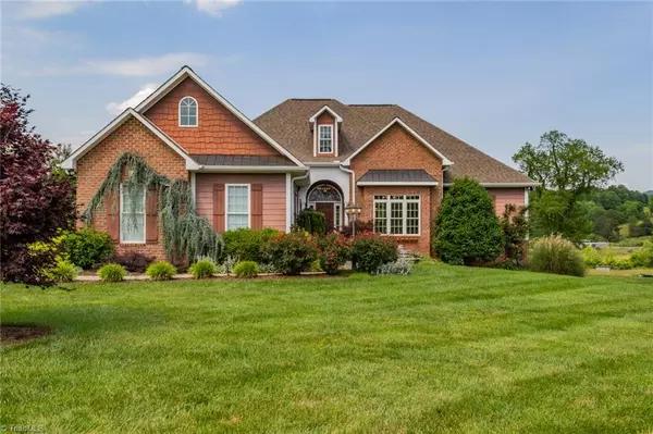 153 Old Homeplace DR, Wilkesboro, NC 28697