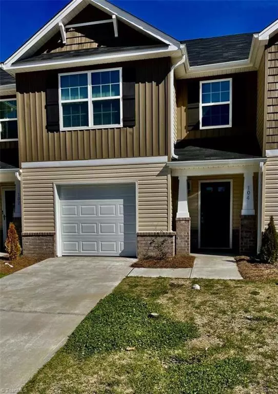 104 Red Plum LN #20, Jamestown, NC 27282