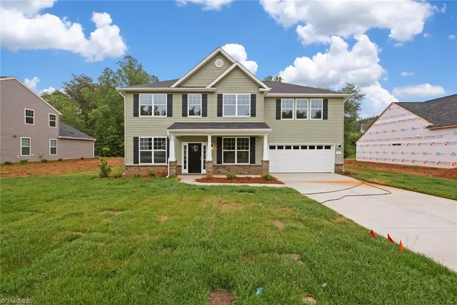 155 Ascender DR, King, NC 27021