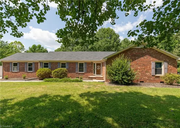 Pleasant Garden, NC 27313,2107 Hunters Ridge DR