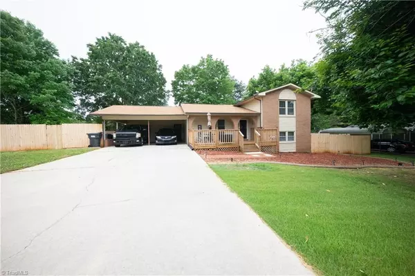 468 Mocksville Highway, Statesville, NC 28625