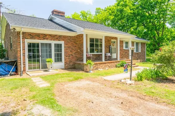 Ramseur, NC 27316,7329 Troy Caveness RD