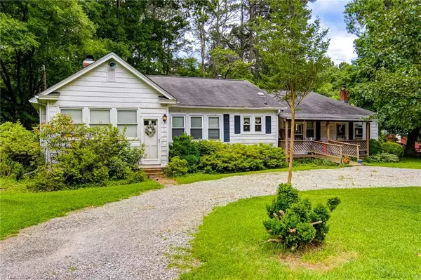 6935 Summerfield RD, Summerfield, NC 27358