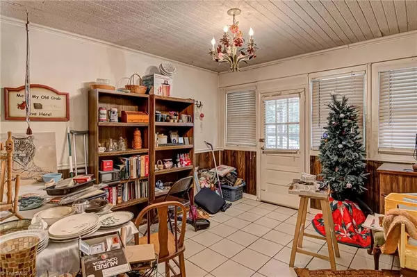 Summerfield, NC 27358,6935 Summerfield RD